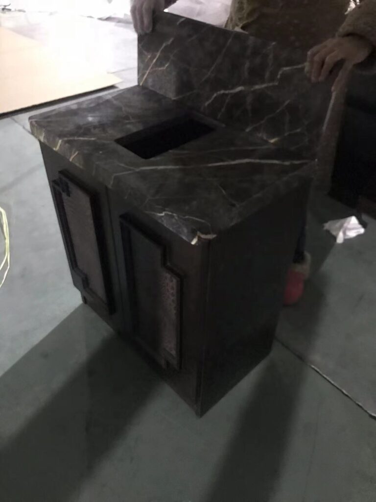 特殊なデザインの洗面台