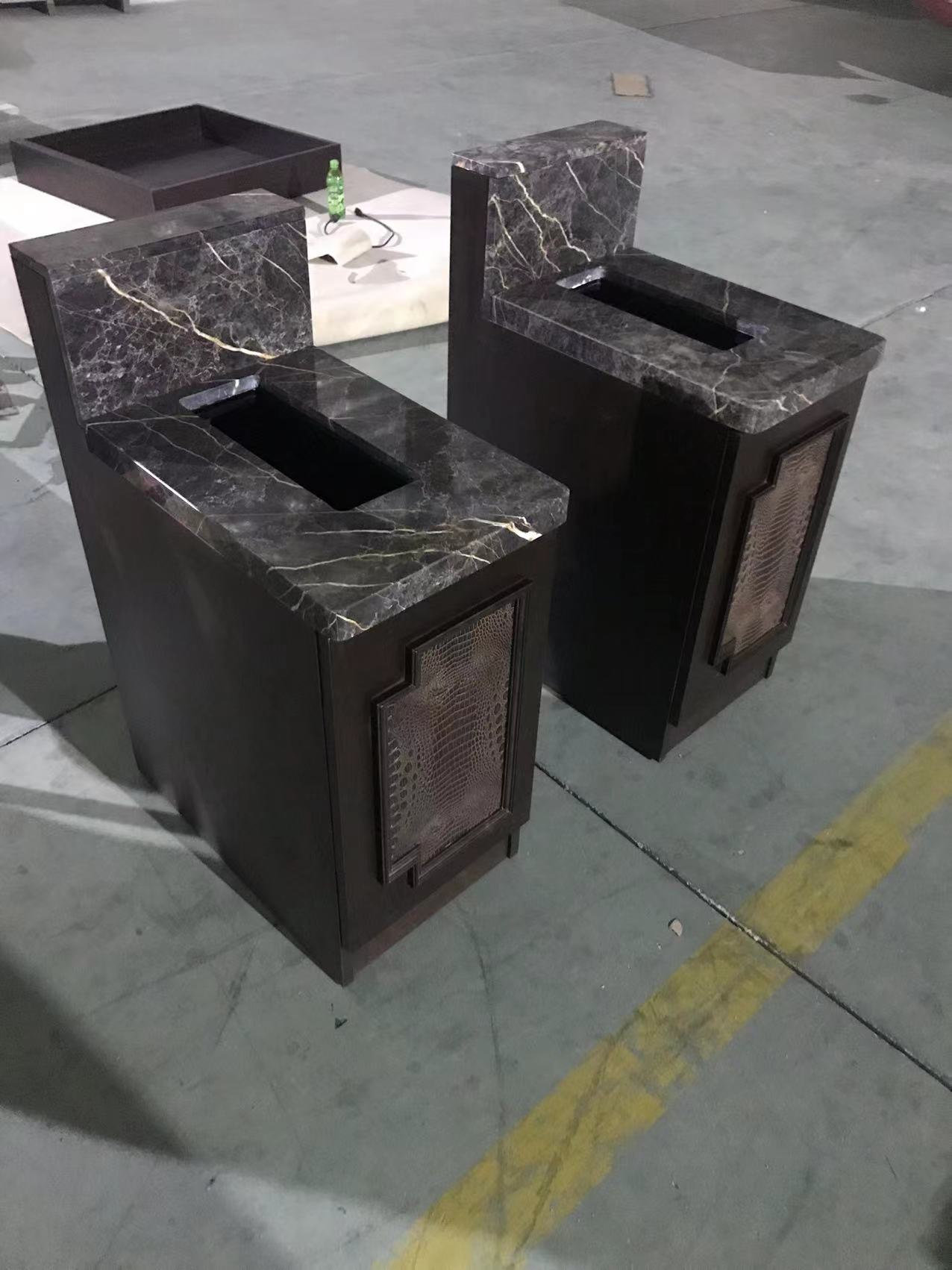 洗面台のコントラクト