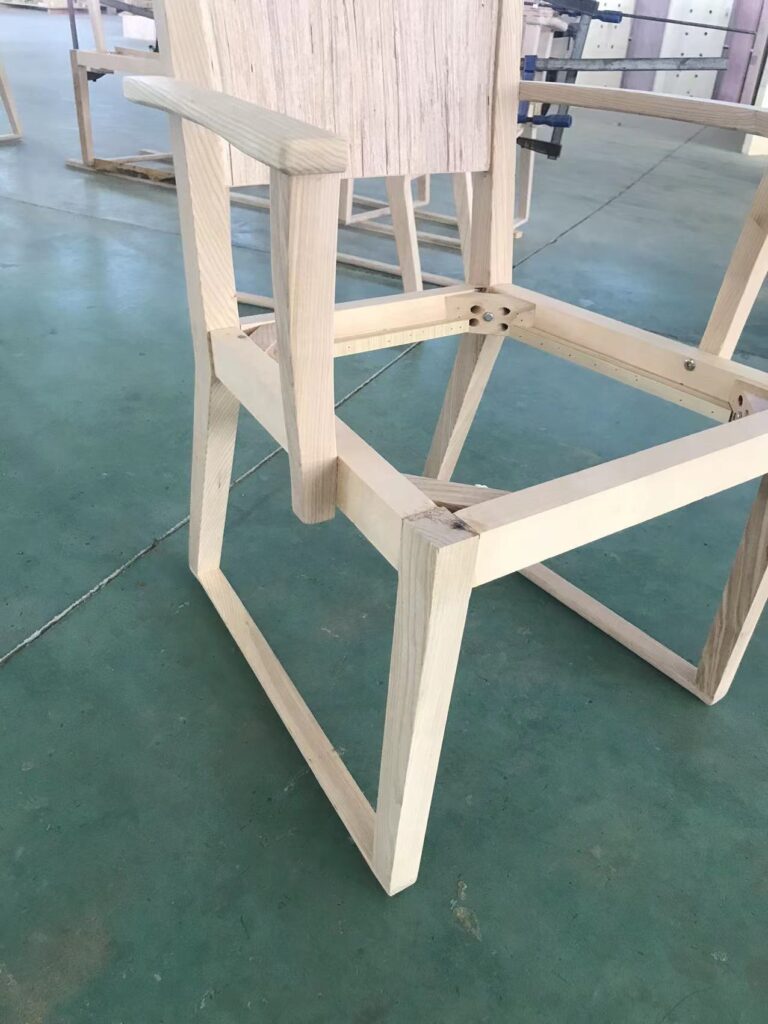 椅子の骨組み
