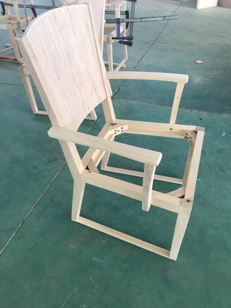 椅子の骨組み