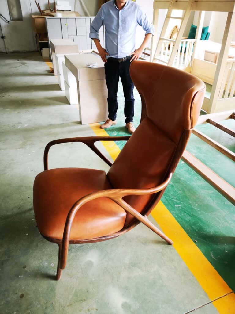 中国特注家具工場だからできる難しい椅子の製作