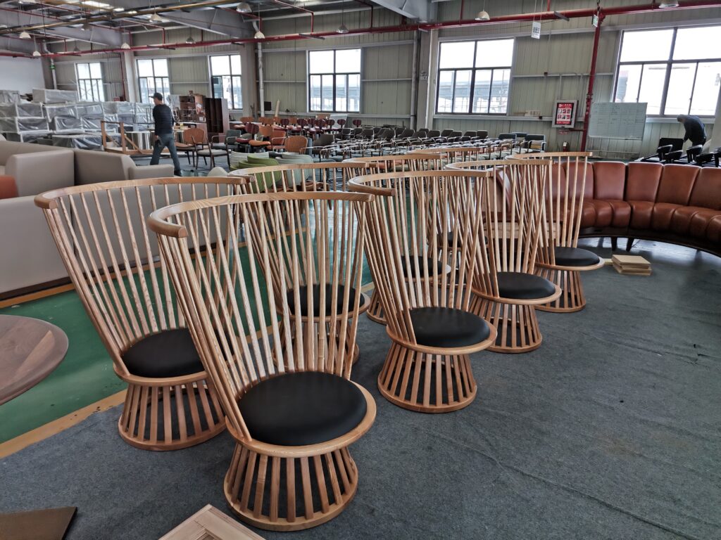 ちょっと手の込んだオーダーチェア