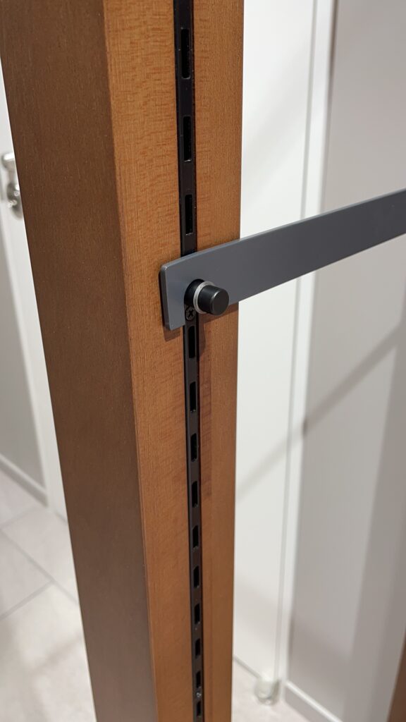 衣料店舗のオーダー家具の製作