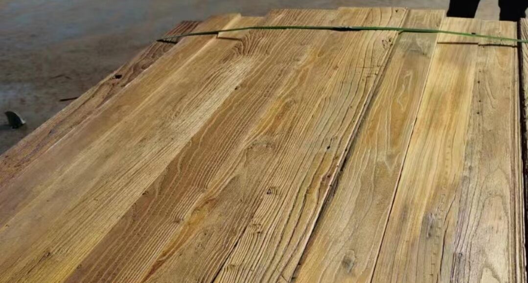 無垢のアンテーク木材
