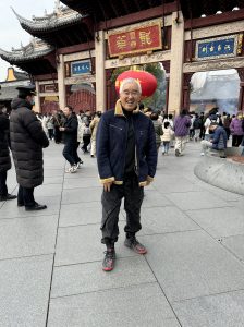 上海の龍華寺に祈願