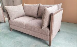 中国の家具工場でオーダーメイド家具を作る