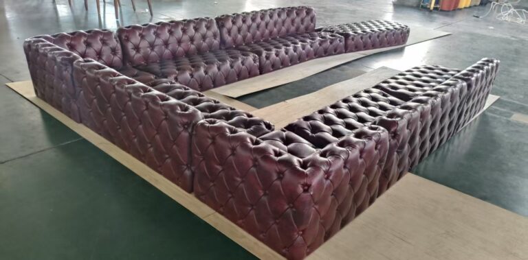 家具工場でオーダーソファ