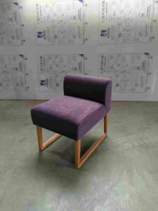 オーダー家具を作る家具工場