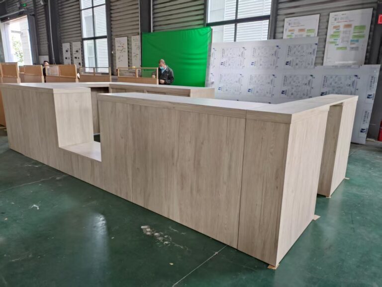 中国の家具工場でオーダーメイド家具を