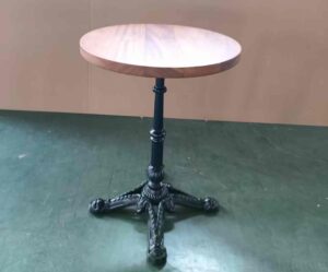 特注家具を生産する家具工場