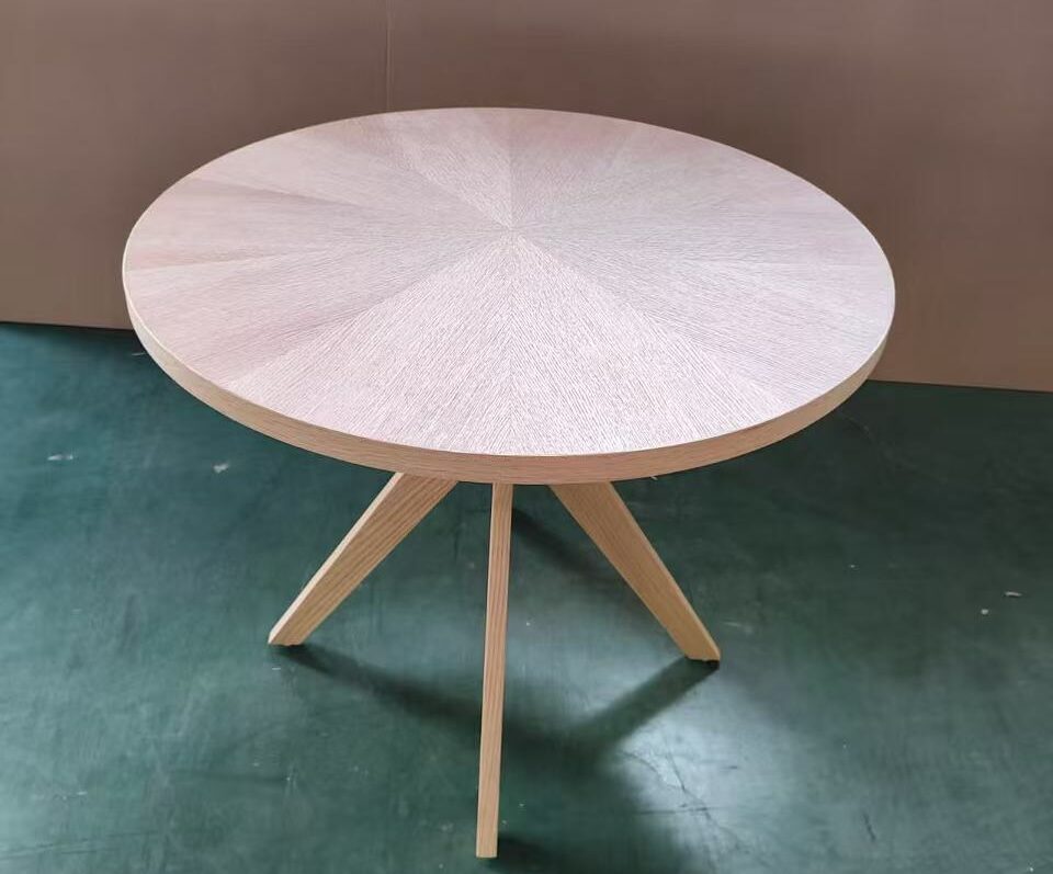 中国の家具工場でオーダーメイド家具を作る