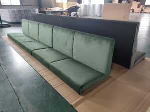 中国の家具工場でオーダーメイド家具を作る