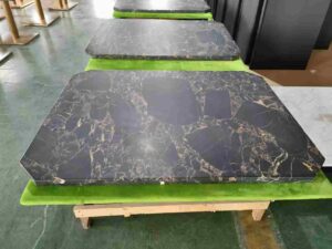 中国の家具工場でオーダーメイド家具を作る